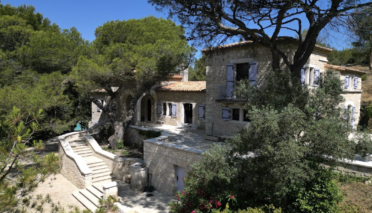 33da621a2a7c0160a592b6e5f3efaeee